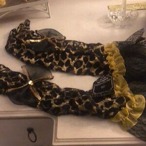 Pier 1 costume gloves. Great for Halloween!